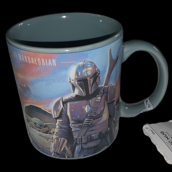 Star Wars Mandolorian Grogu 20 oz Collectible Mug Novelty Gifts New with tags - Picture 2 of 4